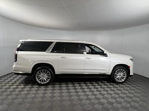 2023 Cadillac Escalade ESV Premium Luxury