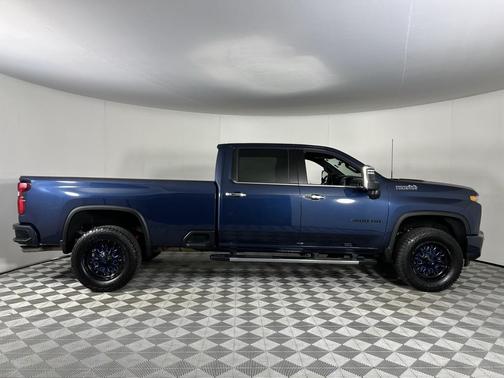 2022 Chevrolet Silverado 3500 High Country