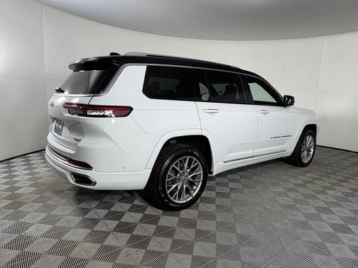 2023 Jeep Grand Cherokee L Summit