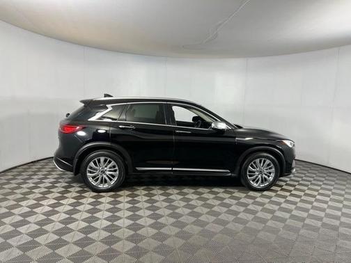 2024 INFINITI QX50 LUXE AWD
