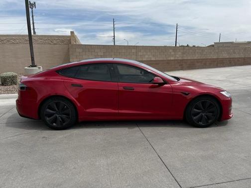 2021 Tesla Model S Long Range