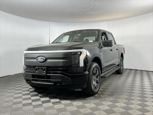 2024 Ford F-150 Lightning Flash