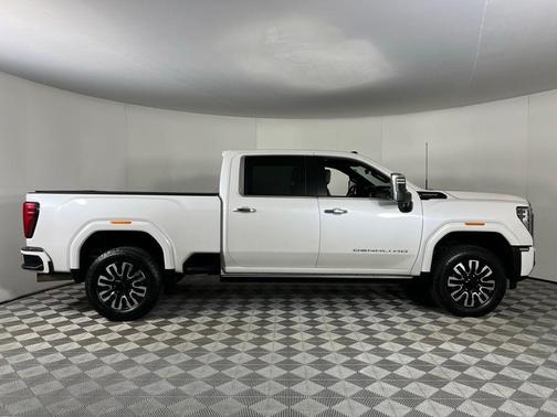 2024 GMC Sierra 2500 Denali Ultimate