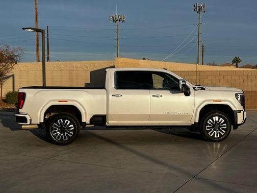 2024 GMC Sierra 2500 Denali Ultimate