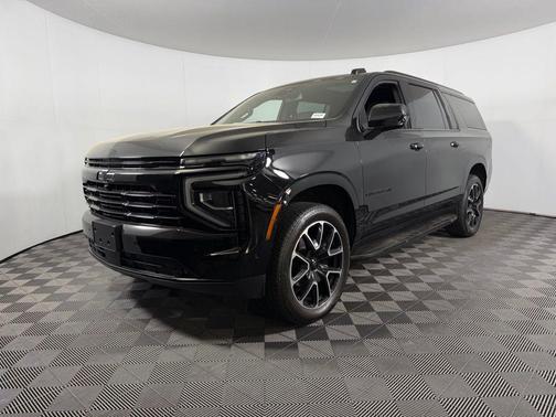 2025 Chevrolet Suburban RST
