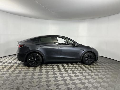 2025 Tesla Model Y Long Range Dual Motor All-Wheel Drive