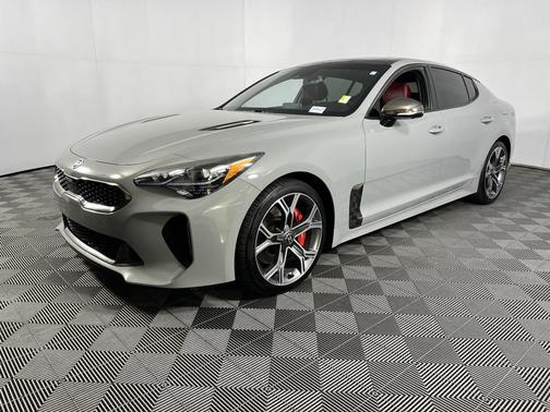 2019 Kia Stinger GT2