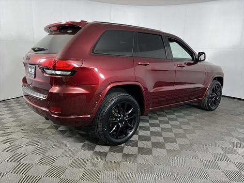 2021 Jeep Grand Cherokee Laredo