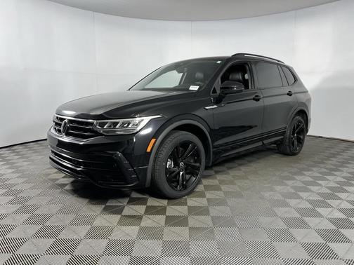 2024 Volkswagen Tiguan 2.0T SE R-Line Black