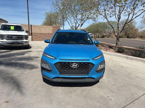 2020 Hyundai KONA SEL