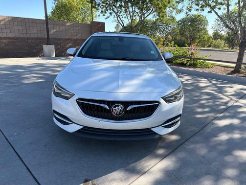 White Frost 2020 Buick Regal Sportback Preferred