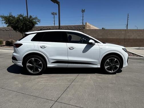 2024 Audi Q4 e-tron Premium Plus 50 quattro