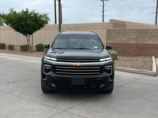 Mosaic Black Metallic 2025 Chevrolet Traverse High Country