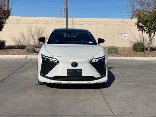 2024 Lexus RZ 300e Luxury