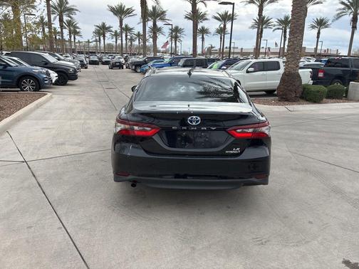 2022 Toyota Camry LE