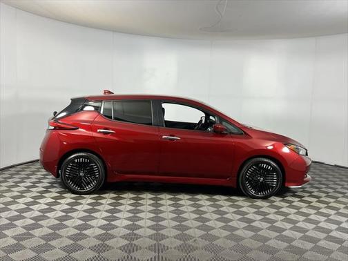 2023 Nissan Leaf SV PLUS 60 kWh