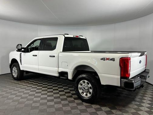 2023 Ford F-250 XLT