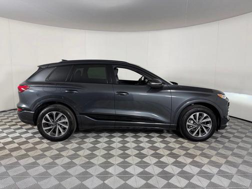 Manhattan Gray Metallic 2025 Audi Q6 e-tron Premium Plus quattro