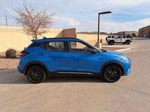 2024 Nissan Kicks SR