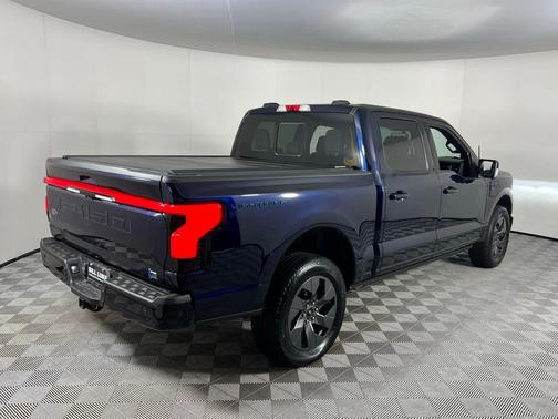 2023 Ford F-150 Lightning LARIAT