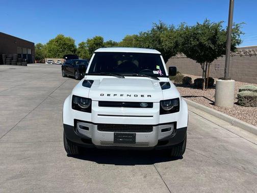 Fuji White 2025 Land Rover Defender 110 P300