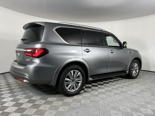 2018 INFINITI QX80 Base