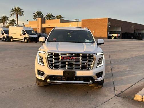 2025 GMC Yukon Denali