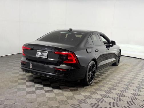 Onyx Black Metallic 2023 Volvo S60 B5 Plus Black Edition