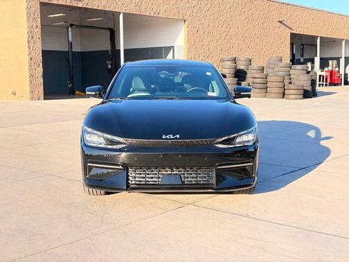 Aurora Black Pearl 2024 Kia EV6 GT-Line