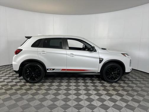 2023 Mitsubishi Outlander Sport 2.0 LE