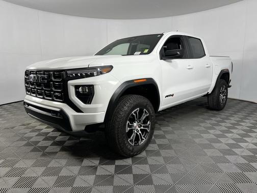 2025 GMC Canyon AT4