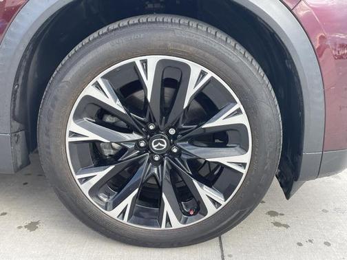 2024 Mazda CX-90 PHEV Premium Plus