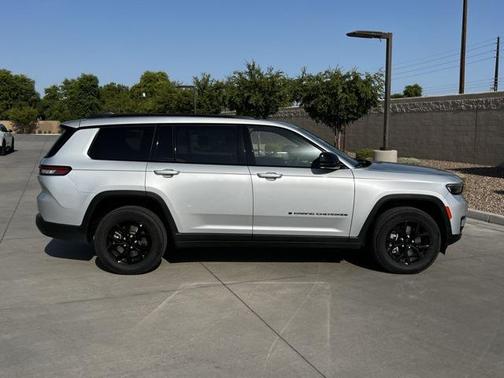 2024 Jeep Grand Cherokee L Altitude