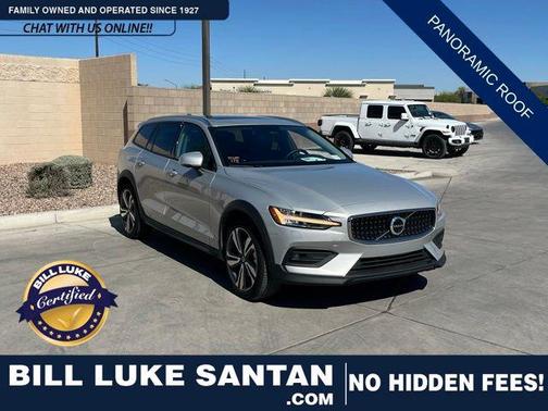 2025 Volvo V60 Cross Country Plus, B5 AWD Gas (mild hybrid)