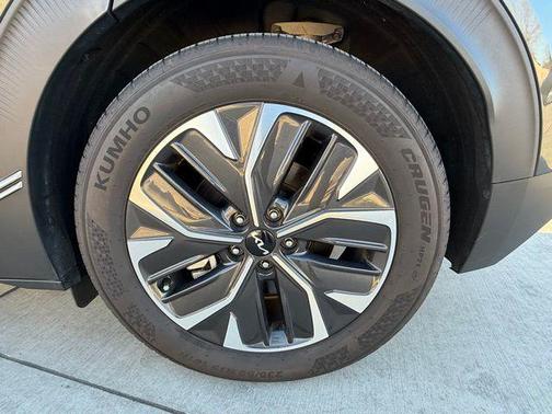 2024 Kia EV6 Light Long Range