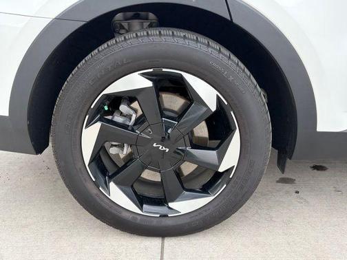 Snow White Pearl 2025 Kia Sorento Hybrid EX