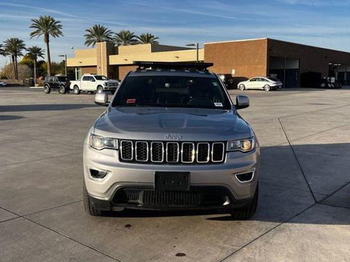 2020 Jeep Grand Cherokee Laredo