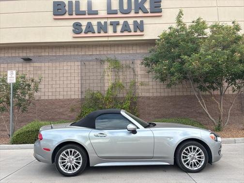 2017 FIAT 124 Spider Base