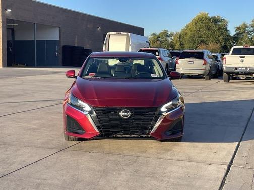 2024 Nissan Altima 2.5 SL