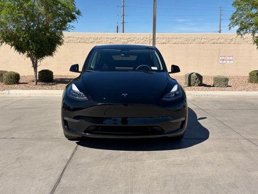 2023 Tesla Model Y Long Range Dual Motor All-Wheel Drive