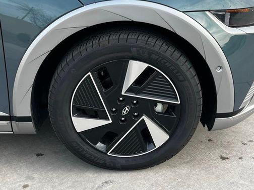 2025 Hyundai IONIQ 5 Limited