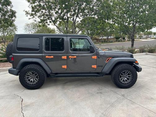 Granite Crystal Metallic Clearcoat 2018 Jeep Wrangler Unlimited Sport