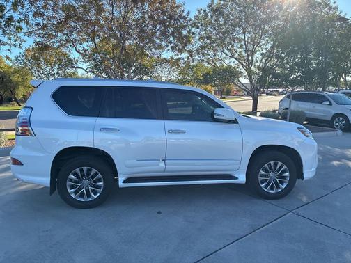 2016 Lexus GX 460 Luxury