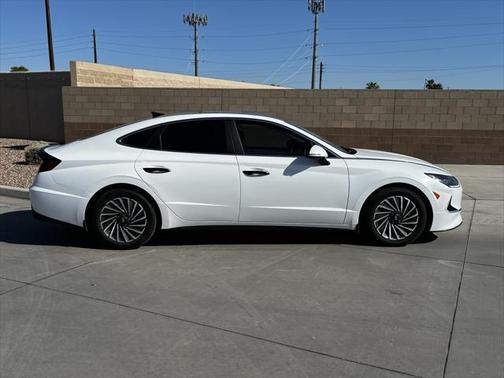 2021 Hyundai SONATA Limited 2.0T