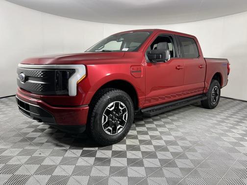 2023 Ford F-150 Lightning XLT