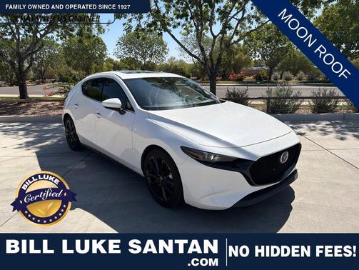 Snowflake White Pearl Mica 2022 Mazda Mazda3 FWD w/Premium Package