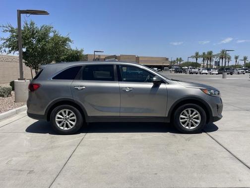 2019 Kia Sorento L