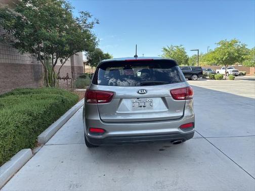 2019 Kia Sorento L