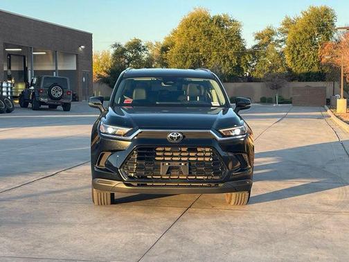 2025 Toyota Grand Highlander XLE