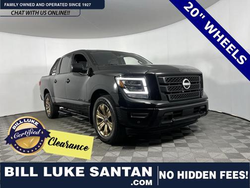 2024 Nissan Titan SV